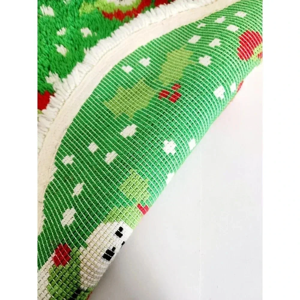 Vintage Latch Hook Rug Handmade Christmas Tree Skirt Snowman Family 40”
